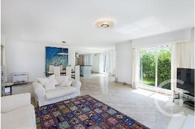Afficher la photo en grand Appartement F4 à louer - 4 pièces - 125.0 m2 - NICE - 06 - PROVENCE-ALPES-COTE-D-AZUR - Century 21 Lafage Transactions