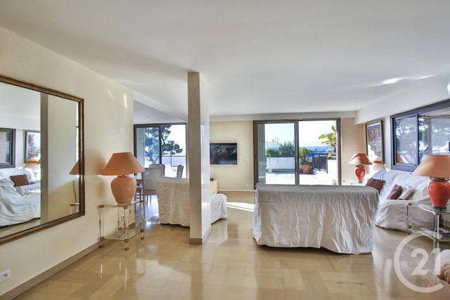 Afficher la photo en grand Appartement F4 à louer - 4 pièces - 200.12 m2 - NICE - 06 - PROVENCE-ALPES-COTE-D-AZUR - Century 21 Lafage Transactions