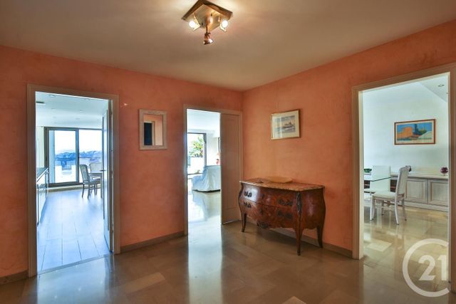 Afficher la photo en grand Appartement F4 à louer - 4 pièces - 200.12 m2 - NICE - 06 - PROVENCE-ALPES-COTE-D-AZUR - Century 21 Lafage Transactions