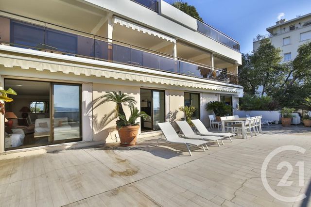 Afficher la photo en grand Appartement F4 à louer - 4 pièces - 200.12 m2 - NICE - 06 - PROVENCE-ALPES-COTE-D-AZUR - Century 21 Lafage Transactions