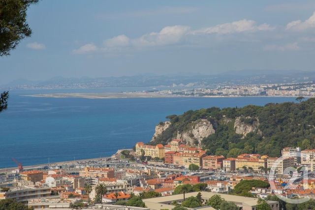 Afficher la photo en grand Appartement F3 à vendre - 2 pièces - 72.58 m2 - NICE - 06 - PROVENCE-ALPES-COTE-D-AZUR - Century 21 Lafage Transactions