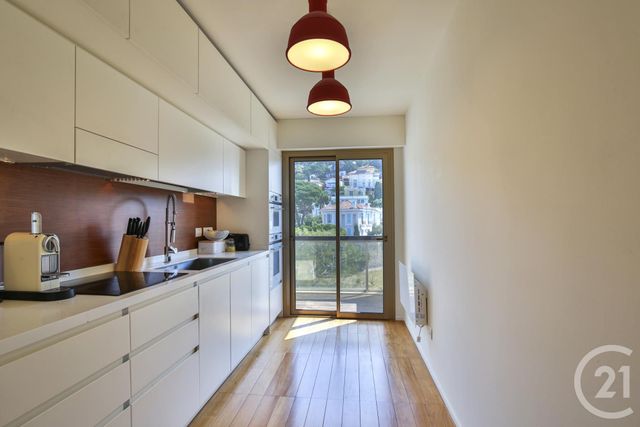 Appartement F4 à vendre - 4 pièces - 95.23 m2 - NICE - 06 - PROVENCE-ALPES-COTE-D-AZUR - Century 21 Lafage Transactions Appartement F4 à vendre - 4 pièces - 95.23 m2 - NICE - 06 - PROVENCE-ALPES-COTE-D-AZUR - Century 21 Lafage Transactions