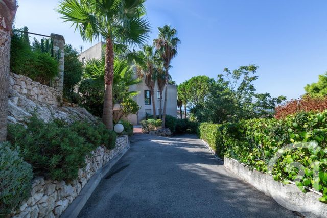 Afficher la photo en grand Appartement F2 à vendre - 2 pièces - 39.6 m2 - NICE - 06 - PROVENCE-ALPES-COTE-D-AZUR - Century 21 Lafage Transactions