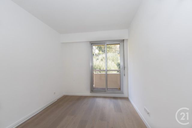 Afficher la photo en grand Appartement F4 à vendre - 4 pièces - 103.0 m2 - NICE - 06 - PROVENCE-ALPES-COTE-D-AZUR - Century 21 Lafage Transactions
