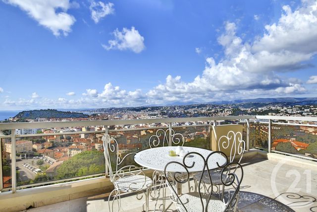 Afficher la photo en grand Appartement F4 à vendre - 4 pièces - 103.0 m2 - NICE - 06 - PROVENCE-ALPES-COTE-D-AZUR - Century 21 Lafage Transactions