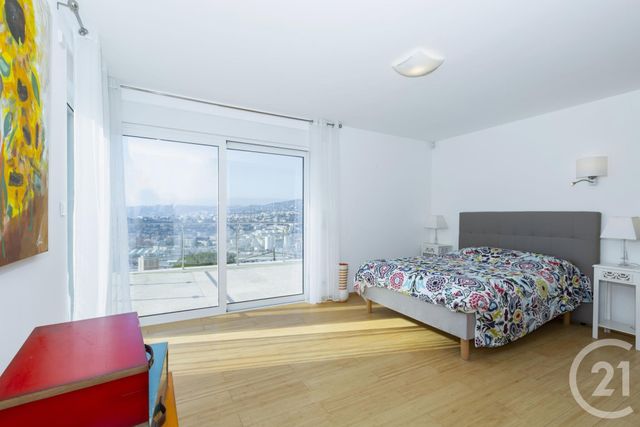 Afficher la photo en grand maison à vendre - 5 pièces - 202.0 m2 - NICE - 06 - PROVENCE-ALPES-COTE-D-AZUR - Century 21 Lafage Transactions