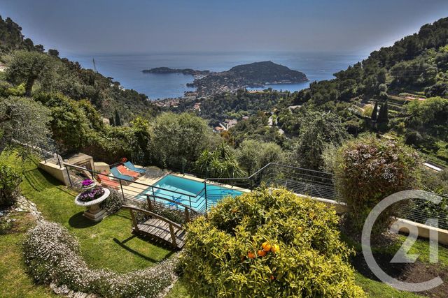 Afficher la photo en grand maison à vendre - 7 pièces - 225.0 m2 - VILLEFRANCHE SUR MER - 06 - PROVENCE-ALPES-COTE-D-AZUR - Century 21 Lafage Transactions