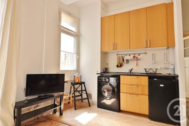 Afficher la photo en grand Appartement F2 à louer - 2 pièces - 33.0 m2 - NICE - 06 - PROVENCE-ALPES-COTE-D-AZUR - Century 21 Lafage Transactions