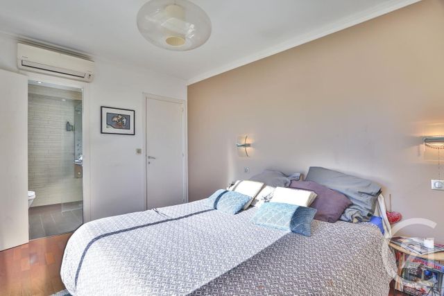 Appartement F4 à vendre - 4 pièces - 97.0 m2 - NICE - 06 - PROVENCE-ALPES-COTE-D-AZUR - Century 21 Lafage Transactions Appartement F4 à vendre - 4 pièces - 97.0 m2 - NICE - 06 - PROVENCE-ALPES-COTE-D-AZUR - Century 21 Lafage Transactions