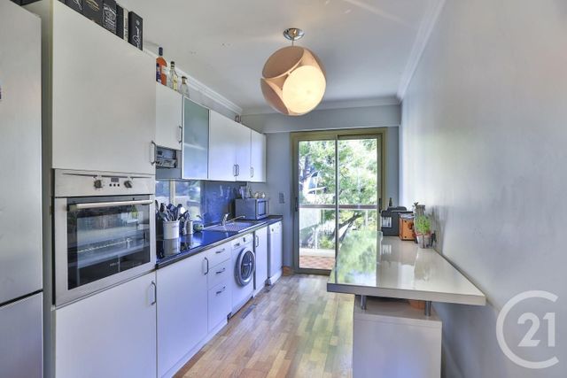 Appartement F4 à vendre - 4 pièces - 97.0 m2 - NICE - 06 - PROVENCE-ALPES-COTE-D-AZUR - Century 21 Lafage Transactions Appartement F4 à vendre - 4 pièces - 97.0 m2 - NICE - 06 - PROVENCE-ALPES-COTE-D-AZUR - Century 21 Lafage Transactions