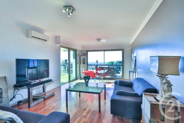 Appartement F4 à vendre - 4 pièces - 97.0 m2 - NICE - 06 - PROVENCE-ALPES-COTE-D-AZUR - Century 21 Lafage Transactions Appartement F4 à vendre - 4 pièces - 97.0 m2 - NICE - 06 - PROVENCE-ALPES-COTE-D-AZUR - Century 21 Lafage Transactions