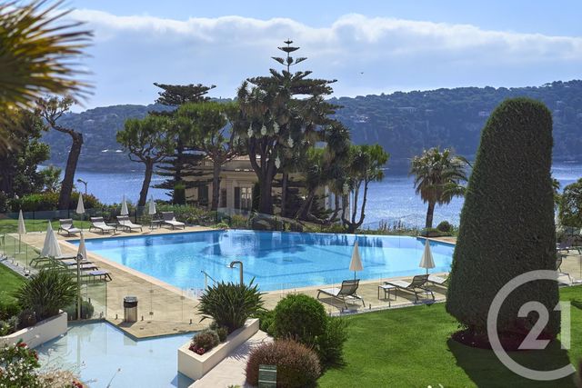 Afficher la photo en grand Appartement F4 à vendre - 4 pièces - 139.0 m2 - NICE - 06 - PROVENCE-ALPES-COTE-D-AZUR - Century 21 Lafage Transactions