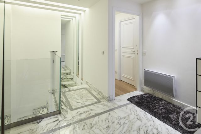 Afficher la photo en grand Appartement F4 à vendre - 4 pièces - 139.0 m2 - NICE - 06 - PROVENCE-ALPES-COTE-D-AZUR - Century 21 Lafage Transactions