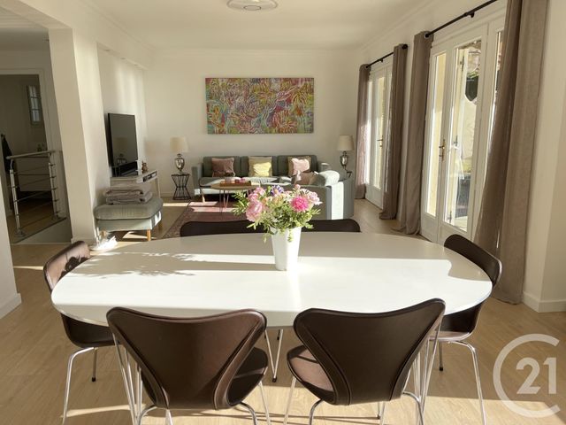 Afficher la photo en grand maison à vendre - 6 pièces - 210.0 m2 - VILLEFRANCHE SUR MER - 06 - PROVENCE-ALPES-COTE-D-AZUR - Century 21 Lafage Transactions