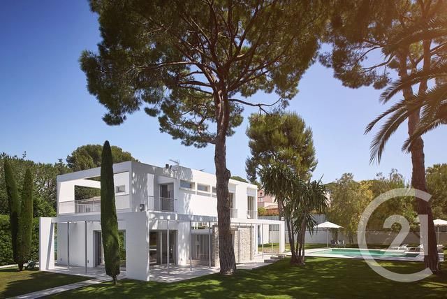 Afficher la photo en grand maison à vendre - 6 pièces - 290.0 m2 - JUAN LES PINS - 06 - PROVENCE-ALPES-COTE-D-AZUR - Century 21 Lafage Transactions