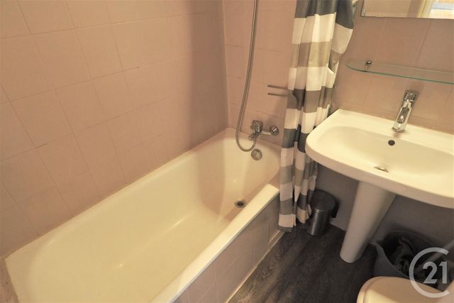 Appartement F1 à louer - 1 pièce - 27.94 m2 - NICE - 06 - PROVENCE-ALPES-COTE-D-AZUR - Century 21 Lafage Transactions Appartement F1 à louer - 1 pièce - 27.94 m2 - NICE - 06 - PROVENCE-ALPES-COTE-D-AZUR - Century 21 Lafage Transactions