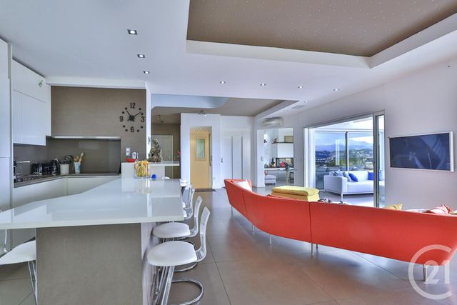 Afficher la photo en grand maison à vendre - 6 pièces - 190.0 m2 - NICE - 06 - PROVENCE-ALPES-COTE-D-AZUR - Century 21 Lafage Transactions