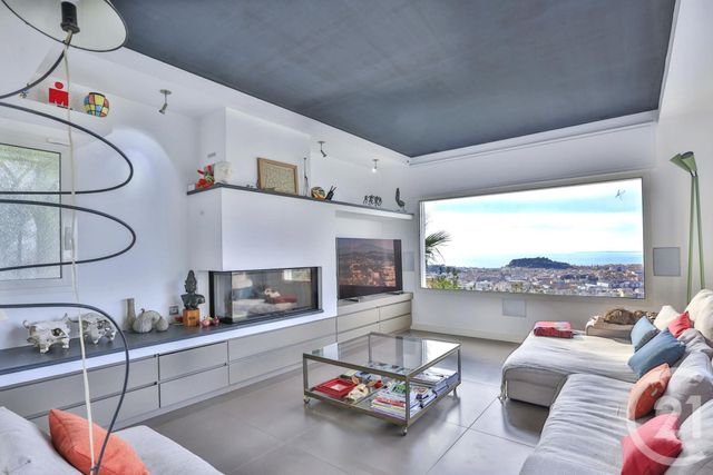 Afficher la photo en grand maison à vendre - 6 pièces - 190.0 m2 - NICE - 06 - PROVENCE-ALPES-COTE-D-AZUR - Century 21 Lafage Transactions