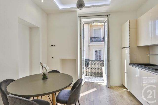 Afficher la photo en grand Appartement F3 à vendre - 3 pièces - 49.02 m2 - NICE - 06 - PROVENCE-ALPES-COTE-D-AZUR - Century 21 Lafage Transactions