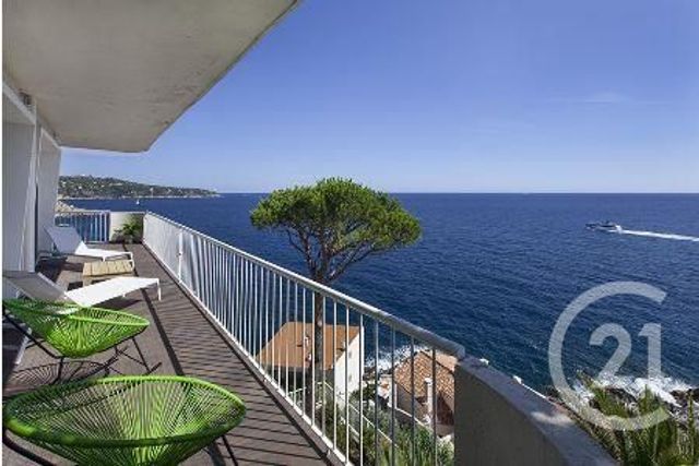 Afficher la photo en grand Appartement F4 à vendre - 4 pièces - 125.0 m2 - NICE - 06 - PROVENCE-ALPES-COTE-D-AZUR - Century 21 Lafage Transactions