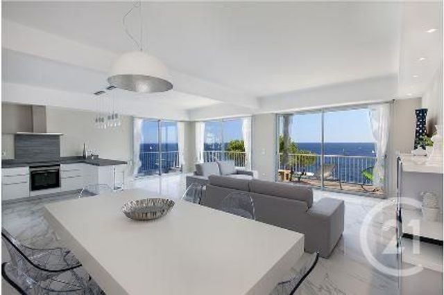 Afficher la photo en grand Appartement F4 à vendre - 4 pièces - 125.0 m2 - NICE - 06 - PROVENCE-ALPES-COTE-D-AZUR - Century 21 Lafage Transactions