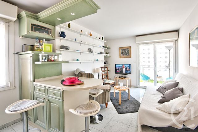 Afficher la photo en grand Appartement F2 à vendre - 2 pièces - 38.0 m2 - NICE - 06 - PROVENCE-ALPES-COTE-D-AZUR - Century 21 Lafage Transactions