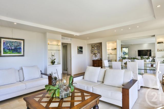 Afficher la photo en grand Appartement F4 à vendre - 4 pièces - 114.0 m2 - NICE - 06 - PROVENCE-ALPES-COTE-D-AZUR - Century 21 Lafage Transactions