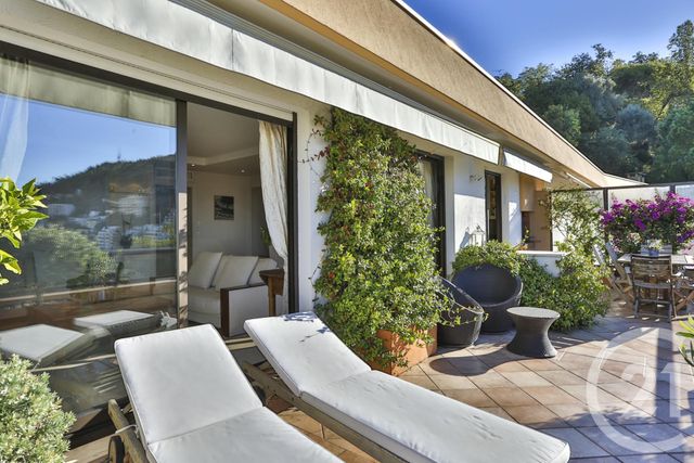 Afficher la photo en grand Appartement F4 à vendre - 4 pièces - 114.0 m2 - NICE - 06 - PROVENCE-ALPES-COTE-D-AZUR - Century 21 Lafage Transactions