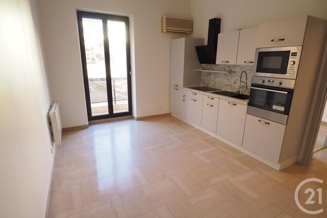 Appartement F2 à louer NICE
