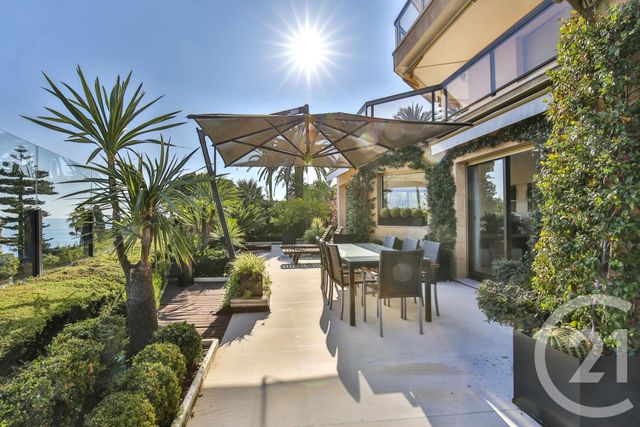 Afficher la photo en grand Appartement F4 à vendre - 4 pièces - 170.01 m2 - NICE - 06 - PROVENCE-ALPES-COTE-D-AZUR - Century 21 Lafage Transactions