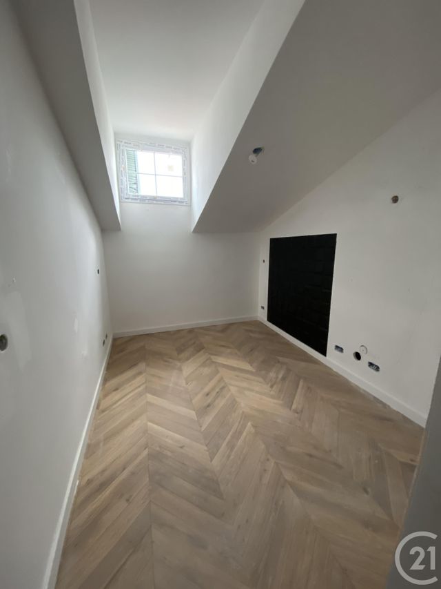 Afficher la photo en grand Appartement F1 à vendre - 1 pièce - 21.34 m2 - NICE - 06 - PROVENCE-ALPES-COTE-D-AZUR - Century 21 Lafage Transactions