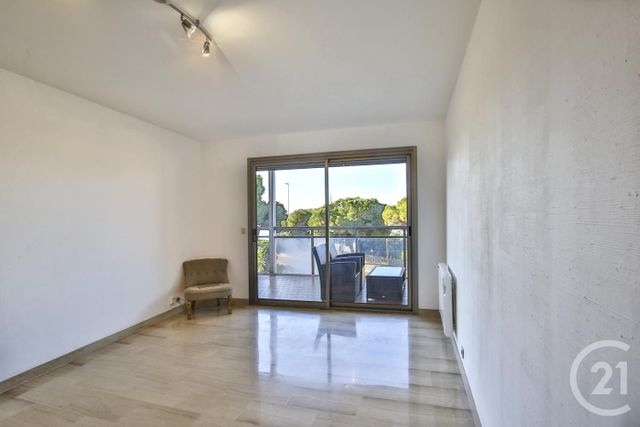 Appartement F2 à vendre - 2 pièces - 49.78 m2 - NICE - 06 - PROVENCE-ALPES-COTE-D-AZUR - Century 21 Lafage Transactions Appartement F2 à vendre - 2 pièces - 49.78 m2 - NICE - 06 - PROVENCE-ALPES-COTE-D-AZUR - Century 21 Lafage Transactions