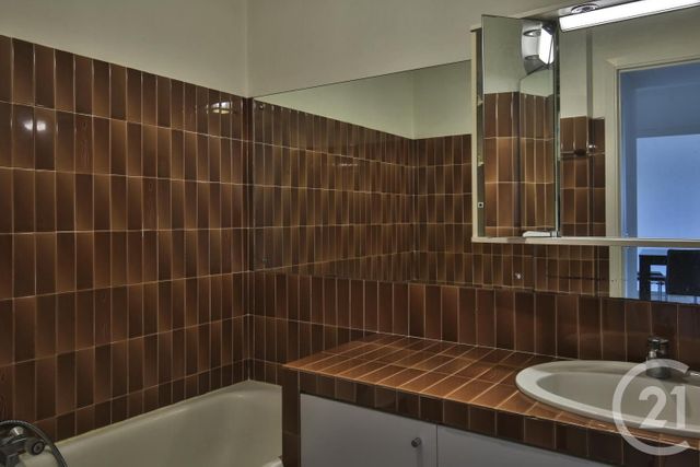 Appartement F2 à vendre - 2 pièces - 49.78 m2 - NICE - 06 - PROVENCE-ALPES-COTE-D-AZUR - Century 21 Lafage Transactions Appartement F2 à vendre - 2 pièces - 49.78 m2 - NICE - 06 - PROVENCE-ALPES-COTE-D-AZUR - Century 21 Lafage Transactions