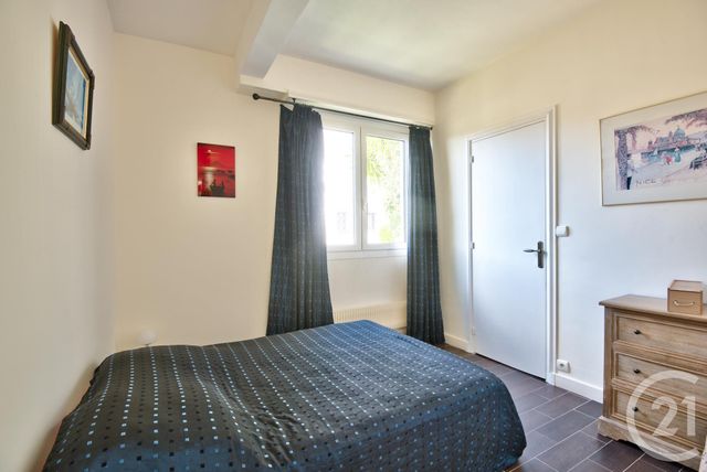 Afficher la photo en grand Appartement F8 à vendre - 5 pièces - 214.0 m2 - VILLEFRANCHE SUR MER - 06 - PROVENCE-ALPES-COTE-D-AZUR - Century 21 Lafage Transactions