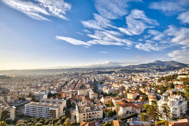 Afficher la photo en grand Appartement F3 à vendre - 3 pièces - 69.36 m2 - NICE - 06 - PROVENCE-ALPES-COTE-D-AZUR - Century 21 Lafage Transactions
