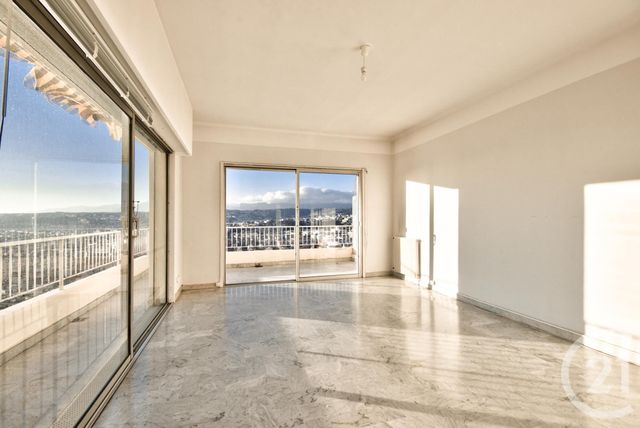 Afficher la photo en grand Appartement F3 à vendre - 3 pièces - 69.36 m2 - NICE - 06 - PROVENCE-ALPES-COTE-D-AZUR - Century 21 Lafage Transactions