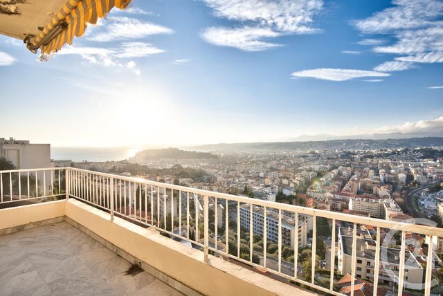 Afficher la photo en grand Appartement F3 à vendre - 3 pièces - 69.36 m2 - NICE - 06 - PROVENCE-ALPES-COTE-D-AZUR - Century 21 Lafage Transactions