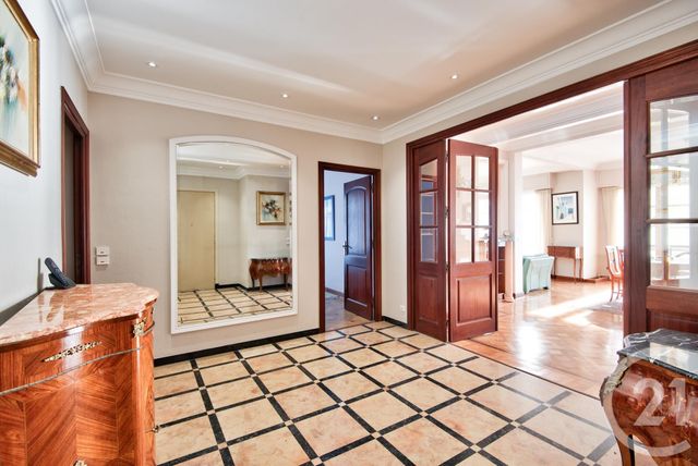 Afficher la photo en grand Appartement F4 à vendre - 4 pièces - 149.66 m2 - NICE - 06 - PROVENCE-ALPES-COTE-D-AZUR - Century 21 Lafage Transactions