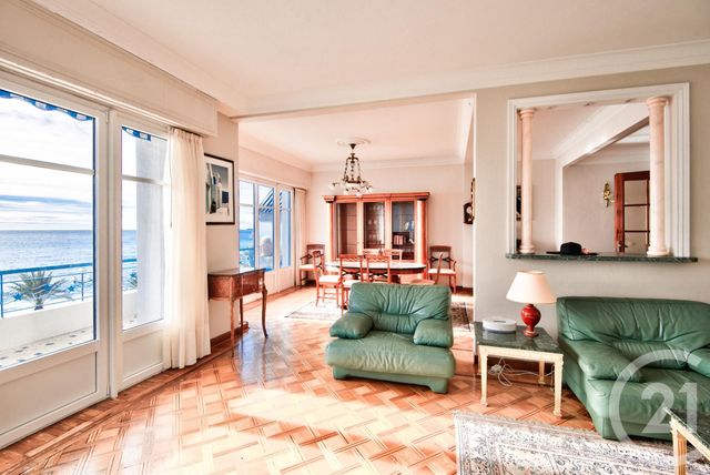 Afficher la photo en grand Appartement F4 à vendre - 4 pièces - 149.66 m2 - NICE - 06 - PROVENCE-ALPES-COTE-D-AZUR - Century 21 Lafage Transactions