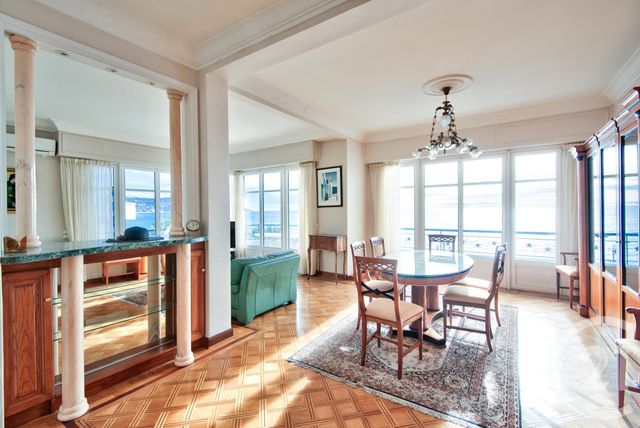 Afficher la photo en grand Appartement F4 à vendre - 4 pièces - 149.66 m2 - NICE - 06 - PROVENCE-ALPES-COTE-D-AZUR - Century 21 Lafage Transactions