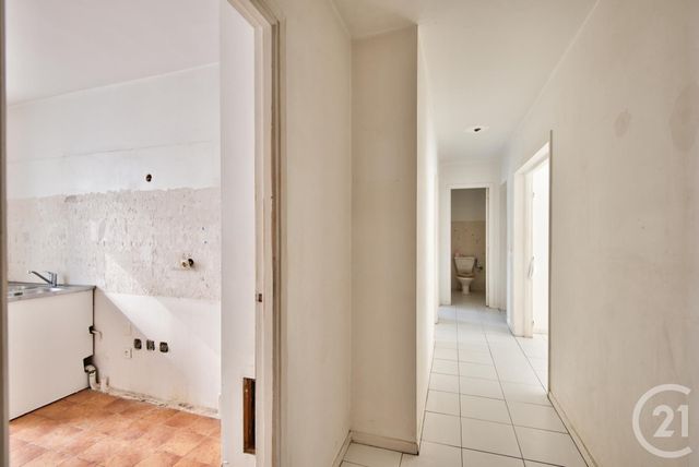 Afficher la photo en grand Appartement F3 à vendre - 3 pièces - 67.0 m2 - NICE - 06 - PROVENCE-ALPES-COTE-D-AZUR - Century 21 Lafage Transactions