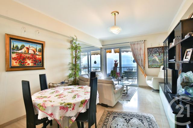 Appartement F3 à vendre - 3 pièces - 87.36 m2 - NICE - 06 - PROVENCE-ALPES-COTE-D-AZUR - Century 21 Lafage Transactions Appartement F3 à vendre - 3 pièces - 87.36 m2 - NICE - 06 - PROVENCE-ALPES-COTE-D-AZUR - Century 21 Lafage Transactions