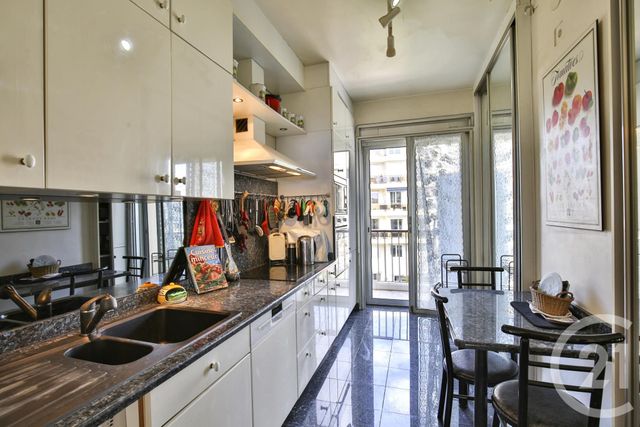 Appartement F3 à vendre - 3 pièces - 87.36 m2 - NICE - 06 - PROVENCE-ALPES-COTE-D-AZUR - Century 21 Lafage Transactions Appartement F3 à vendre - 3 pièces - 87.36 m2 - NICE - 06 - PROVENCE-ALPES-COTE-D-AZUR - Century 21 Lafage Transactions