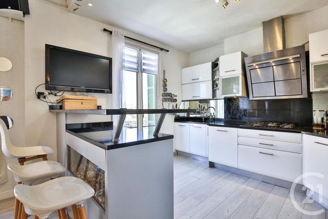 Appartement F4 à vendre - 4 pièces - 82.16 m2 - NICE - 06 - PROVENCE-ALPES-COTE-D-AZUR - Century 21 Lafage Transactions Appartement F4 à vendre - 4 pièces - 82.16 m2 - NICE - 06 - PROVENCE-ALPES-COTE-D-AZUR - Century 21 Lafage Transactions
