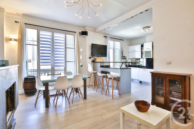 Appartement F4 à vendre - 4 pièces - 82.16 m2 - NICE - 06 - PROVENCE-ALPES-COTE-D-AZUR - Century 21 Lafage Transactions Appartement F4 à vendre - 4 pièces - 82.16 m2 - NICE - 06 - PROVENCE-ALPES-COTE-D-AZUR - Century 21 Lafage Transactions