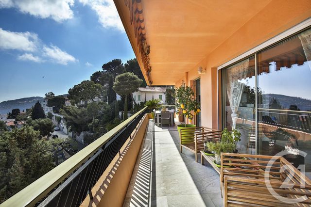 Appartement F2 à vendre - 3 pièces - 90.02 m2 - VILLEFRANCHE SUR MER - 06 - PROVENCE-ALPES-COTE-D-AZUR - Century 21 Lafage Transactions Appartement F2 à vendre - 3 pièces - 90.02 m2 - VILLEFRANCHE SUR MER - 06 - PROVENCE-ALPES-COTE-D-AZUR - Century 21 Lafage Transactions