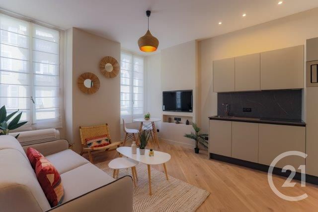 Afficher la photo en grand Appartement F2 à vendre - 2 pièces - 33.09 m2 - NICE - 06 - PROVENCE-ALPES-COTE-D-AZUR - Century 21 Lafage Transactions