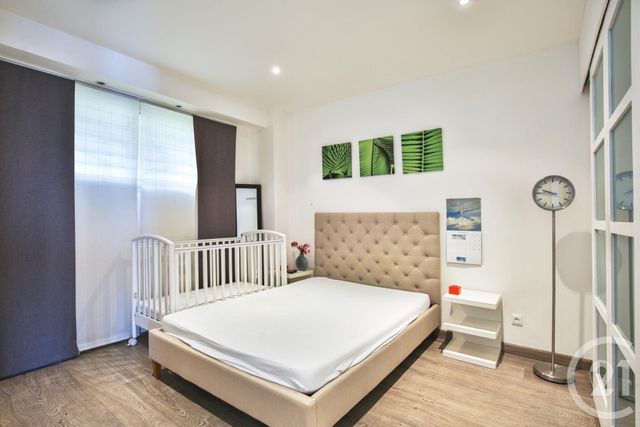 Afficher la photo en grand Appartement F3 à vendre - 3 pièces - 71.02 m2 - VILLEFRANCHE SUR MER - 06 - PROVENCE-ALPES-COTE-D-AZUR - Century 21 Lafage Transactions