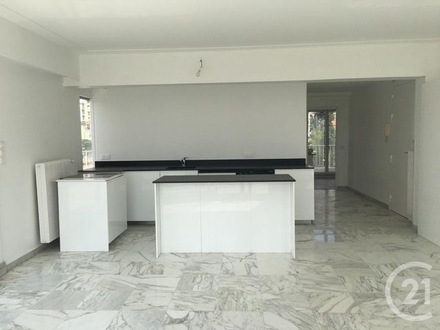 Afficher la photo en grand Appartement F4 à louer - 4 pièces - 92.0 m2 - NICE - 06 - PROVENCE-ALPES-COTE-D-AZUR - Century 21 Lafage Transactions