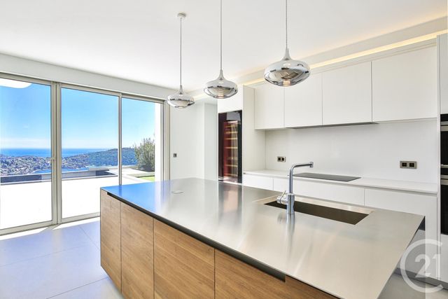 maison à vendre - 6 pièces - 460.0 m2 - VILLEFRANCHE SUR MER - 06 - PROVENCE-ALPES-COTE-D-AZUR - Century 21 Lafage Transactions maison à vendre - 6 pièces - 460.0 m2 - VILLEFRANCHE SUR MER - 06 - PROVENCE-ALPES-COTE-D-AZUR - Century 21 Lafage Transactions